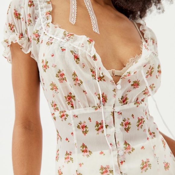 Urban outfitters chiffon floral top - Picture 3 of 8